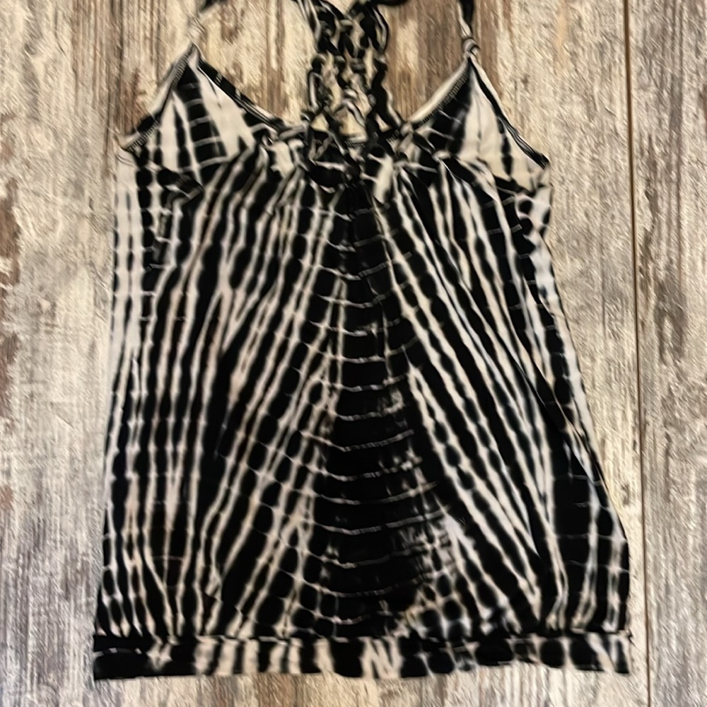 Women’s Maurices Tank Top. Size Medium. - Picture 3 of 7